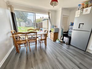 Dining room- click for photo gallery
